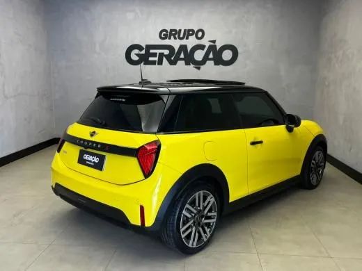 Mini Cooper S 2.0 Turbo 16V 3P Aut. 2025 - Foto 2