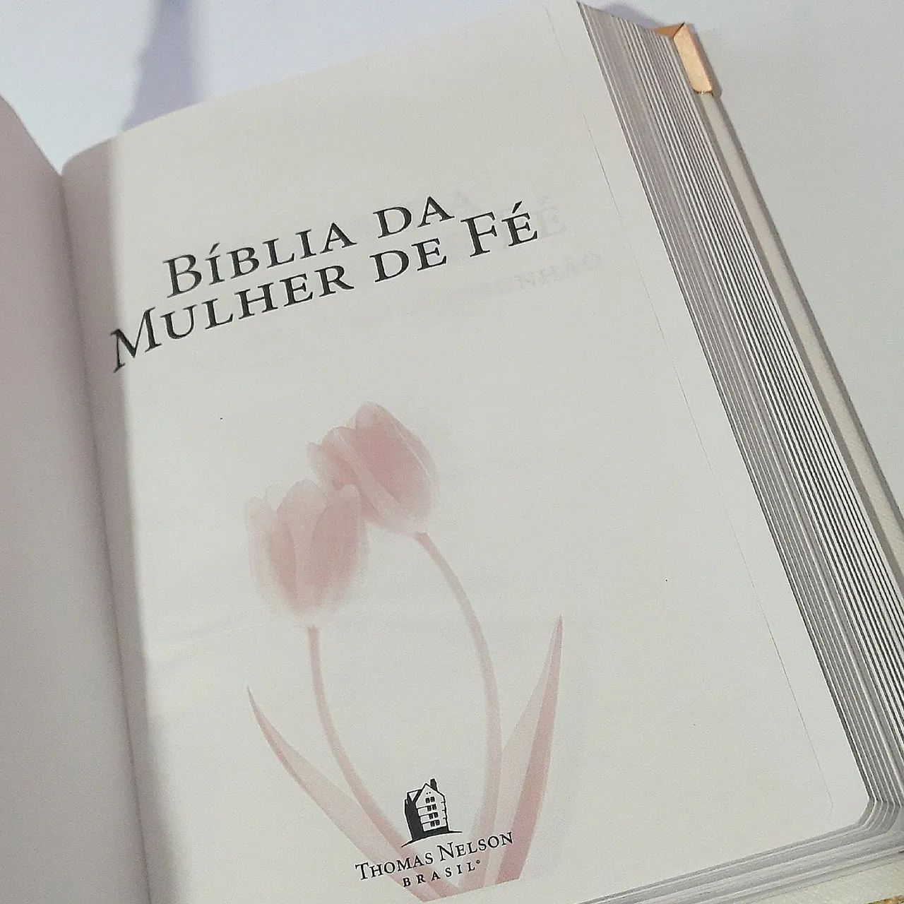 Bíblia Chuva de Pérolas - Mulher De Fé  - Foto 3