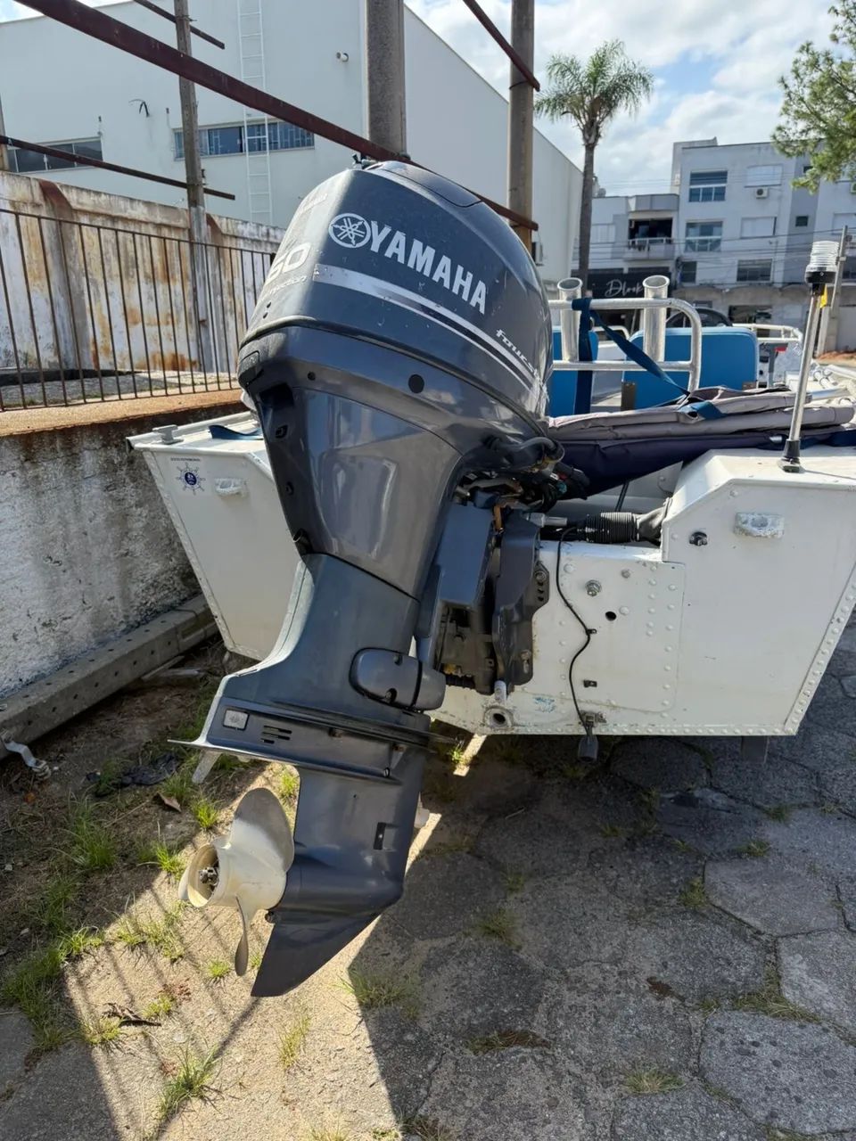 Lancha acompanhada de motor de 60 yamaha  - Foto 5