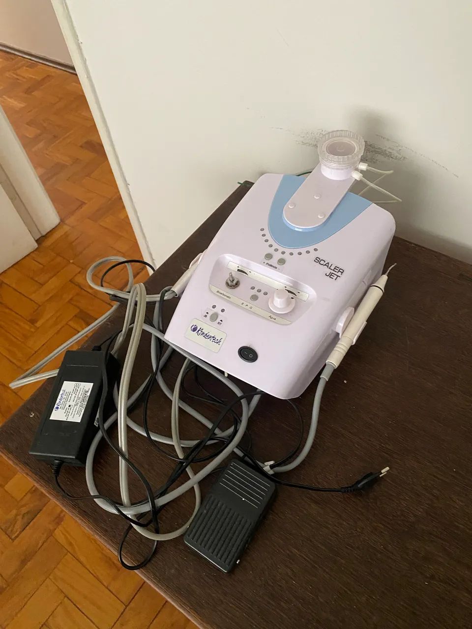 Ultrassom co jato de bicarbonato 