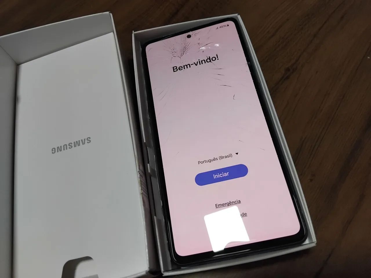 Celular Samsung a72 tela trincada  - Foto 2