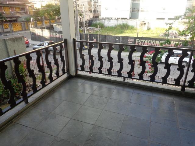 Casa c/ 5 quartos sendo 2 suítes , Churrasqueira e 3 vagas de garagem - Foto 17