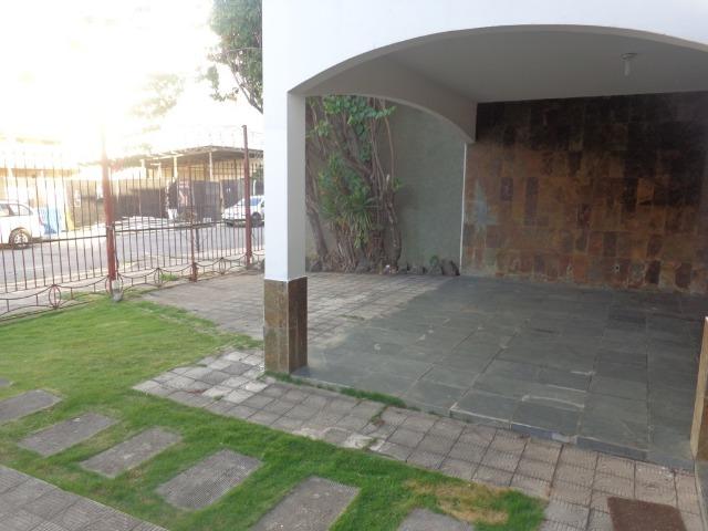 Casa c/ 5 quartos sendo 2 suítes , Churrasqueira e 3 vagas de garagem - Foto 16