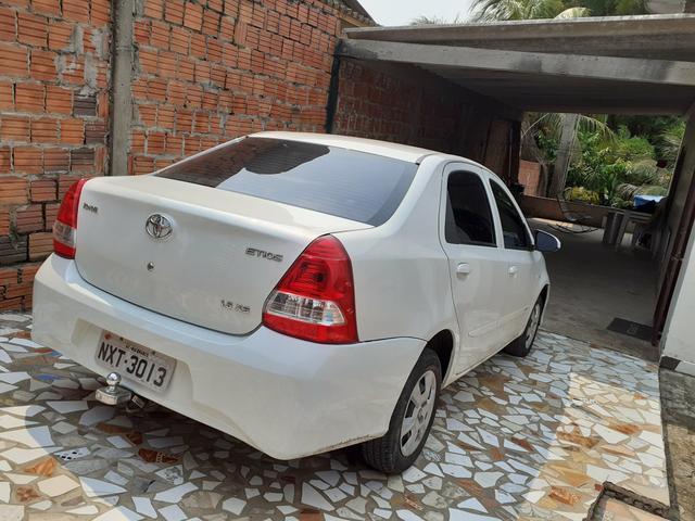 Ótimo Carro Etios Toyota Sedan 17/18 completo 42Mil$ - Foto 6