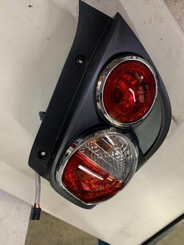 Lanterna Traseira LE Sonic Hatch Original Gm * - Foto 2
