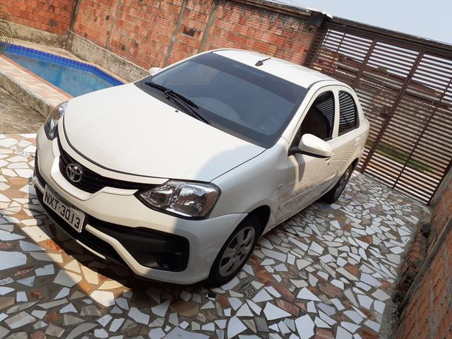 Ótimo Carro Etios Toyota Sedan 17/18 completo 42Mil$ - Foto 7