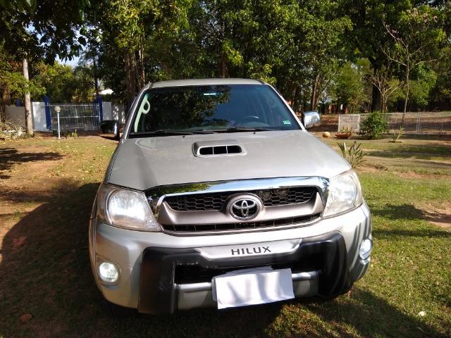 Hilux, ano 2010, 3.0, câmbio automático, modelo SRV - Foto 3