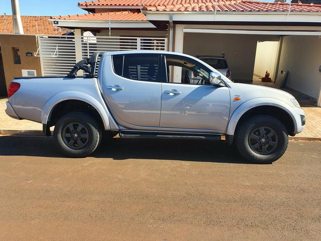 Mitsubishi triton l200 3.2
