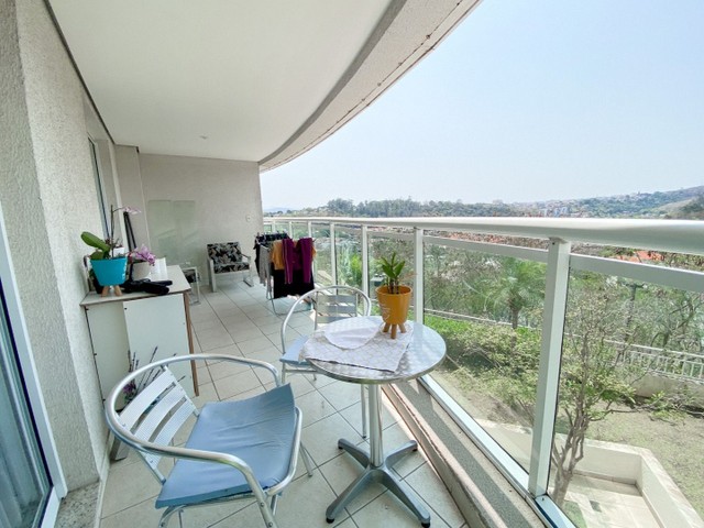 Apartamento com 4 dormitórios à venda, 236 m² por R$ 950.000,00 - Sessenta - Volta Redonda - Foto 6
