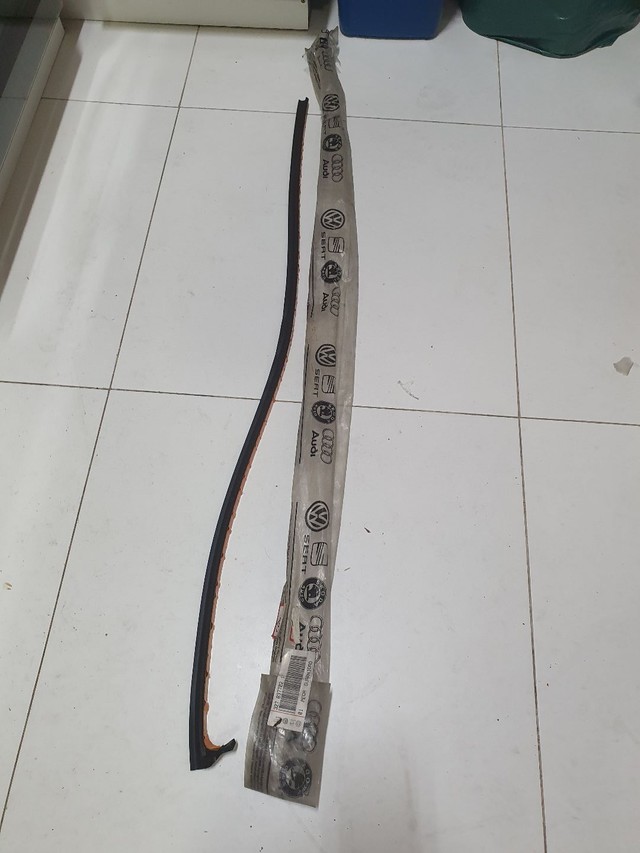 Santana 98 a 2006 guarnição vedação exterior porta direita nova original