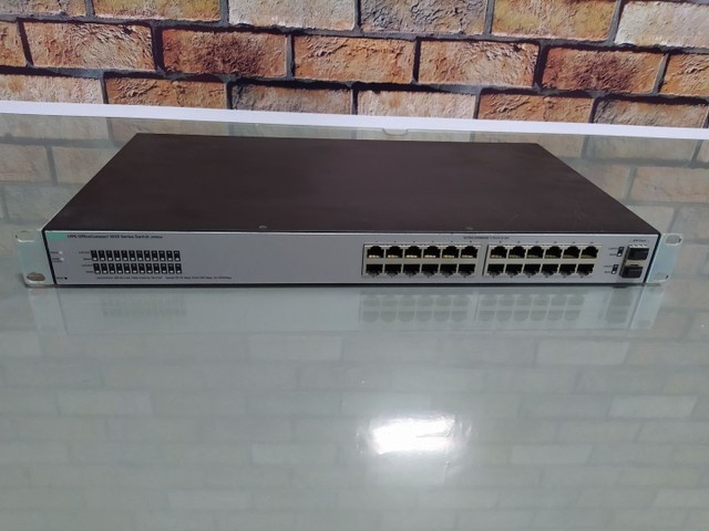 Switch 24 portas HP 1820-24G  10 100 1000