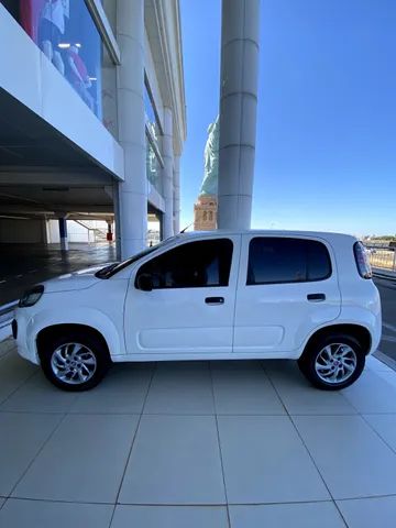FIAT UNO 1.0 FIREFLY FLEX DRIVE 4P MANUAL Branco 2018 - Foto 7
