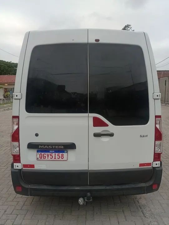 Van para Transporte de Pessoas - 15 passageiros - Foto 4