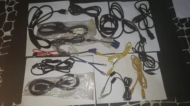 Lote com 14 cabos para eletronicos e computadores