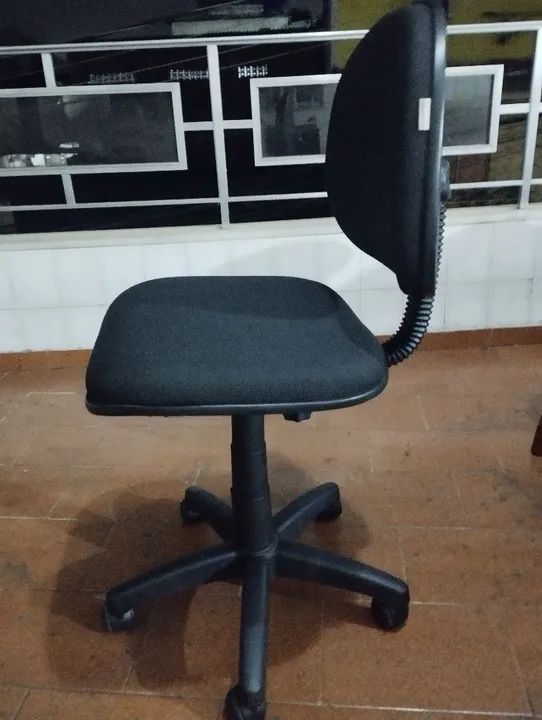 Cadeira de Escritório Giratória - Foto 4