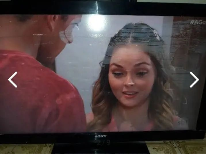 Tv LCD 40 polegada com defeito leia 