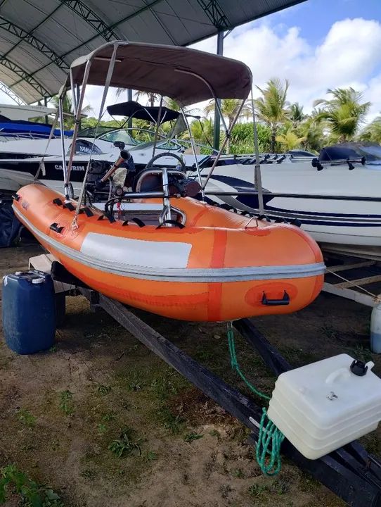 Barco Inflável para 5 Pessoas - Foto 6