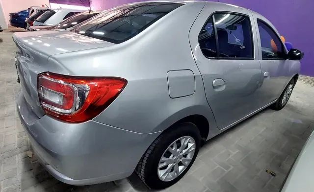 Renault Logan Zen 1.0 - Foto 4