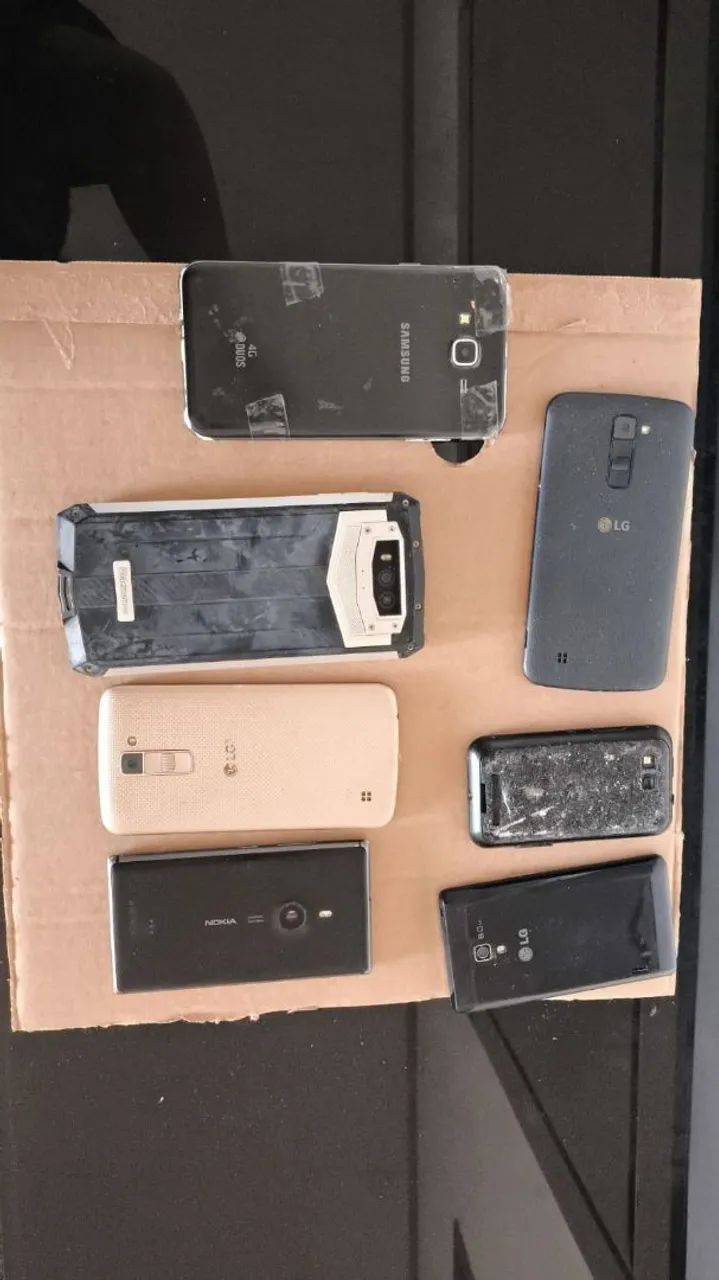 Celulares para retirada de peças