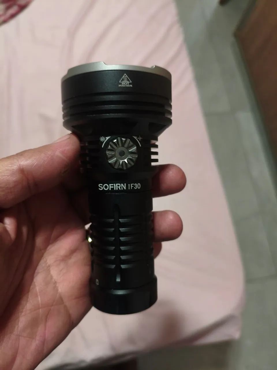 Lanterna Sofirn IF30 12.000 lm 6500K