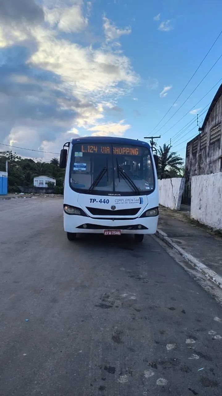 Micro ônibus ibrava motor mwm serie 12,  ano 2010