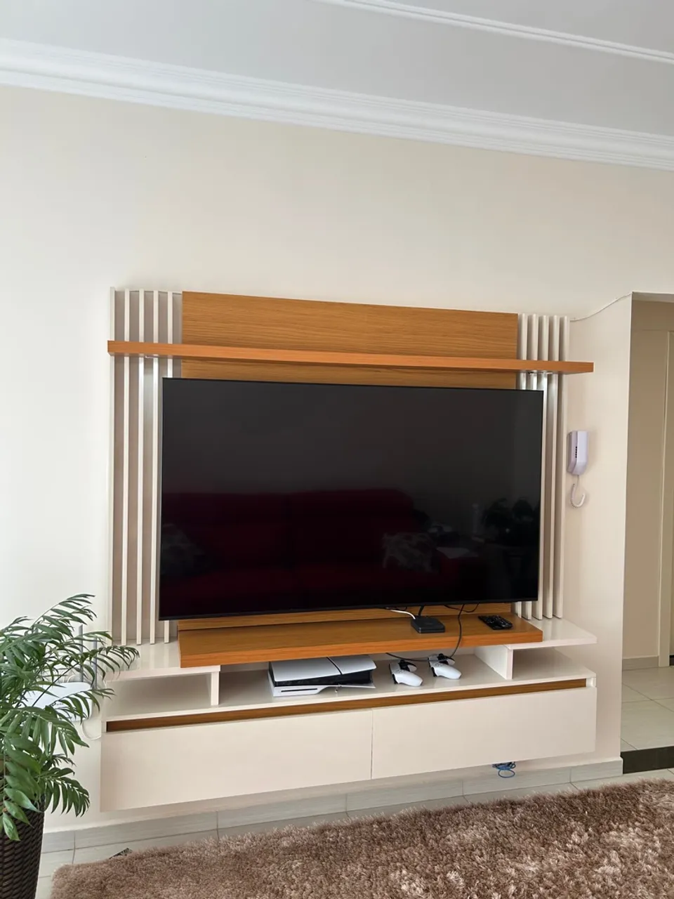 Painel para TV com design moderno e elegante