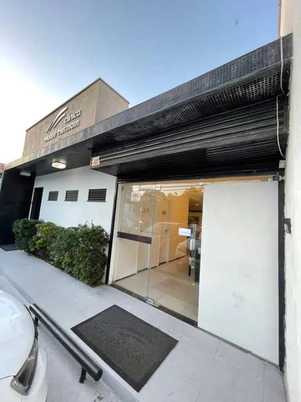 Consultório Médico para Venda em Fortaleza, Cidade dos Funcionários, 11 banheiros, 6 vagas