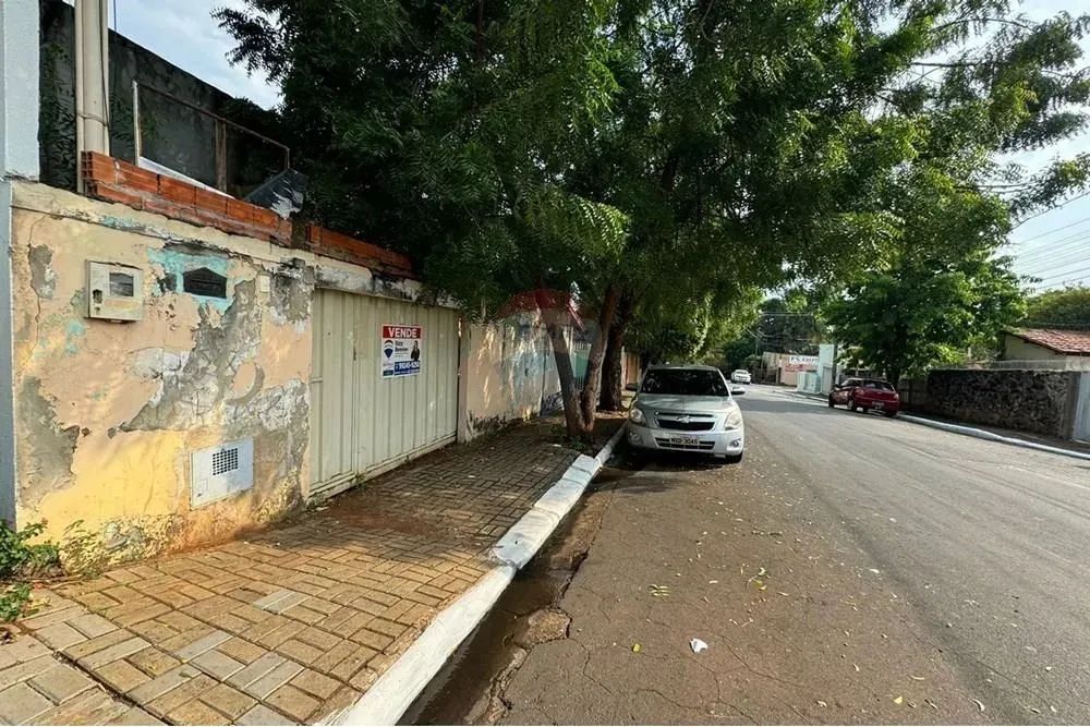 CASA Á VENDA NO CENTRO DE ARAGUAÍNA TOCANTINS. - Foto 3