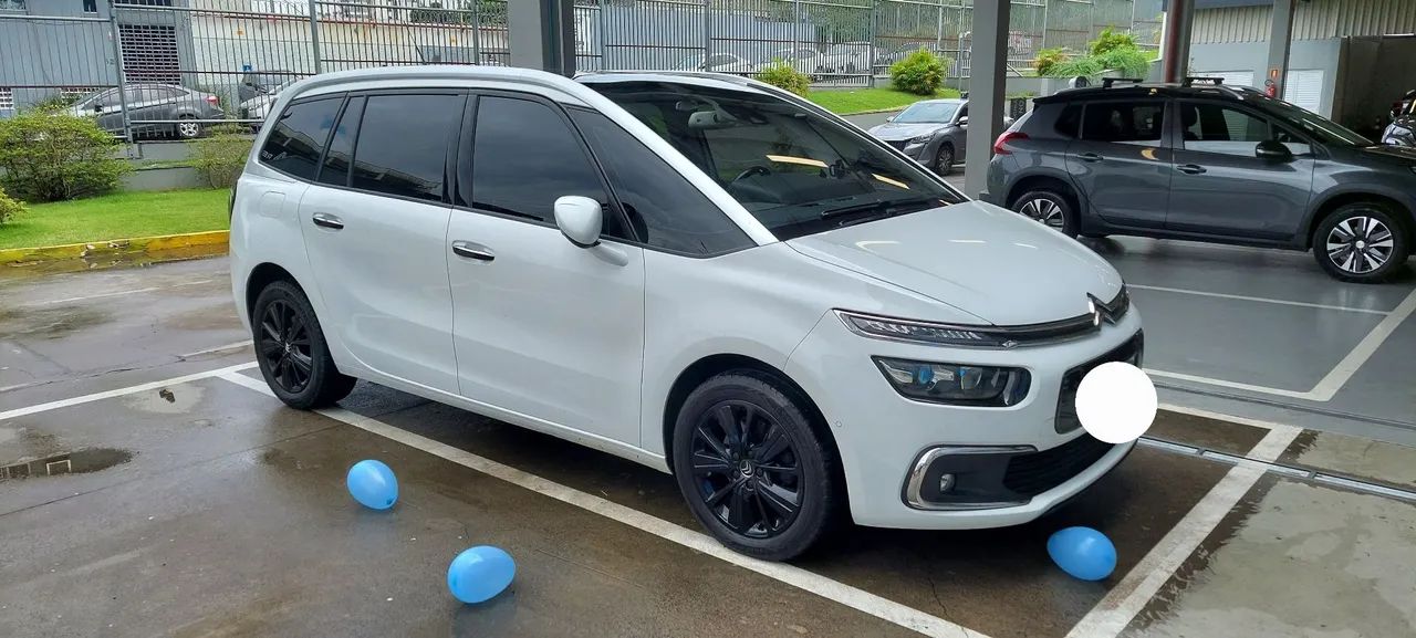 Citroën C4 Grand Picasso 2018 Intensive 7 lugares TOP de linha 2°dono