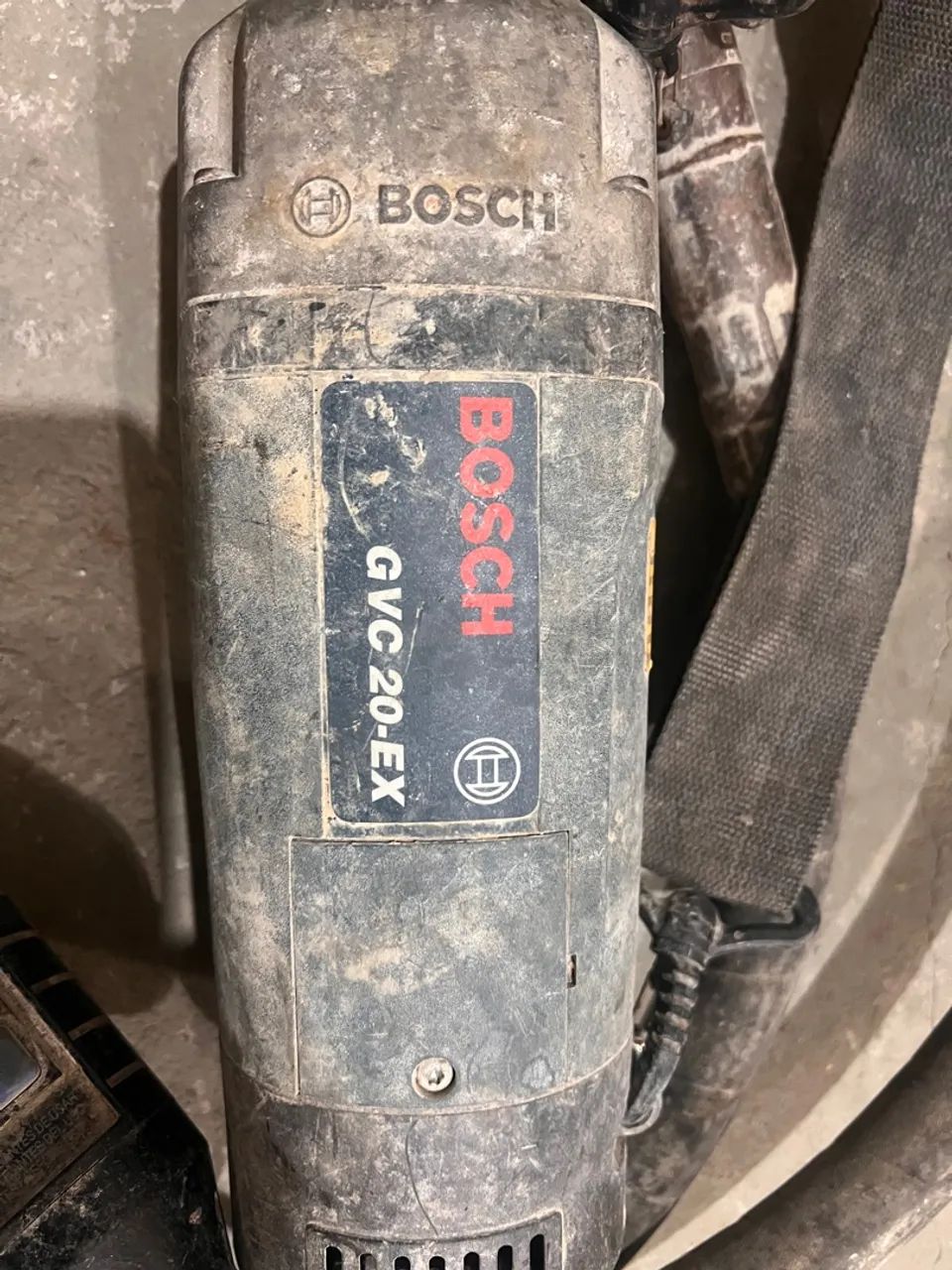 Vibrador de Concreto Bosch GVC 20-EX - Foto 2