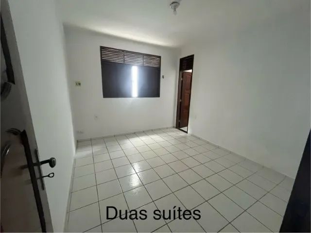 Condomínio Lírio do Vale - Casa 3/4 com 2 suítes de 135 m², 2 vagas por 489.999 - Foto 3