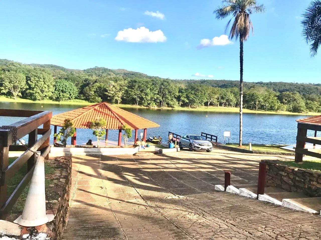Terreno de esquina ,cond. Águas da Serra , Hidrolândia,localização privilegiada. - Foto 3
