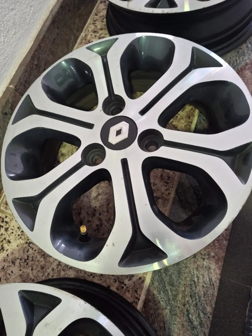 JOGO DE RODAS ARO 14 RENAULT