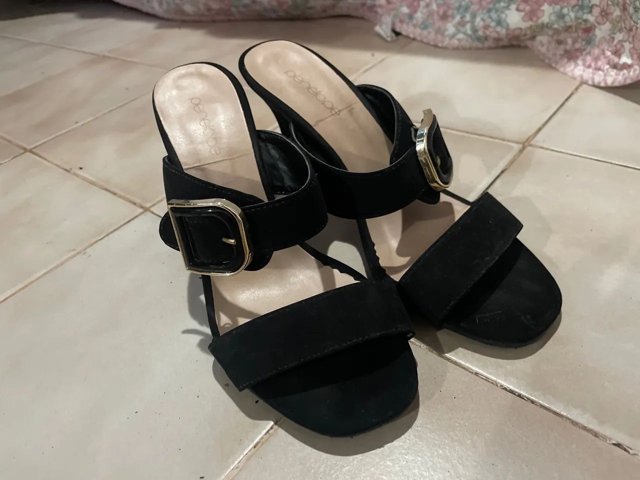 Salto penélope com fivela 