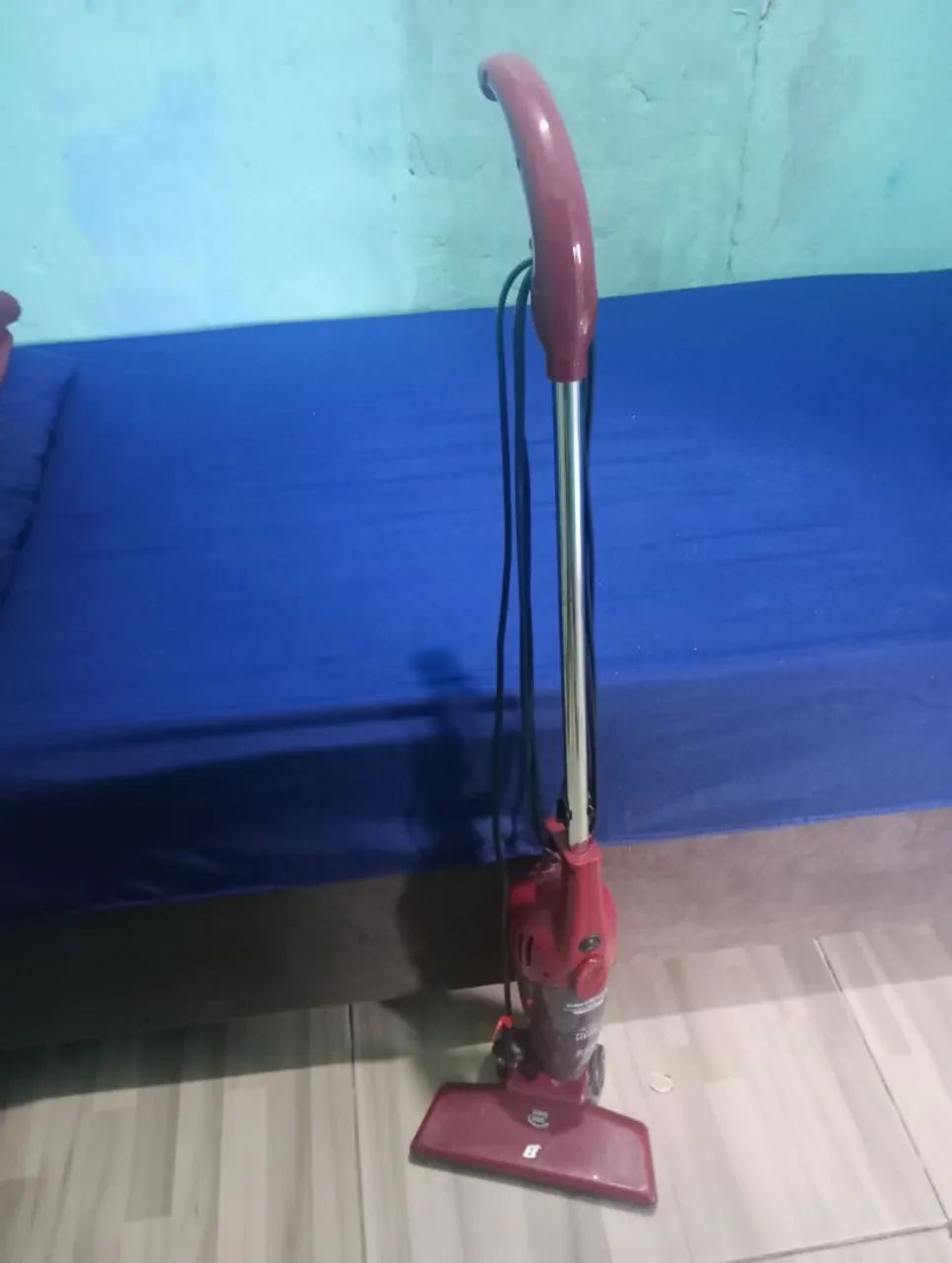 Aspirador de Pó Vertical - Seminovo