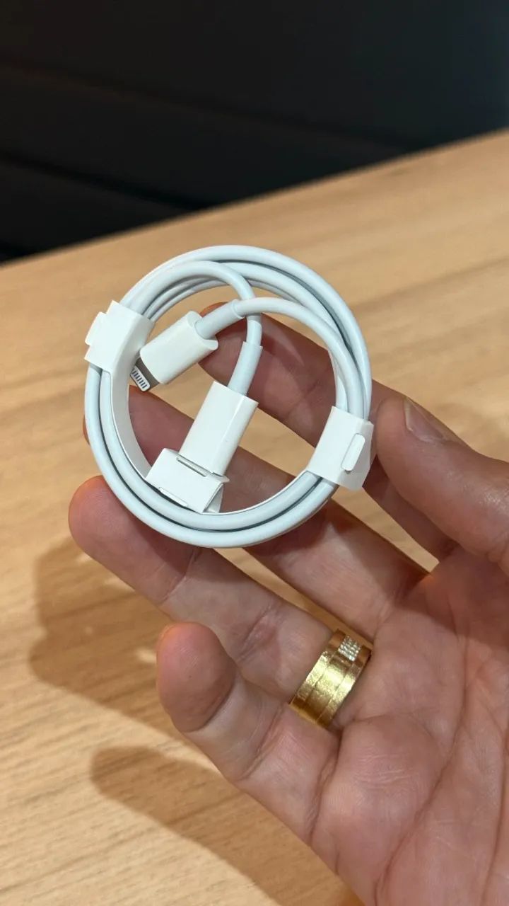Cabo iPhone Original Apple USB C para Lightning - Novo, sem uso! Até 12x no cartão! - Foto 4