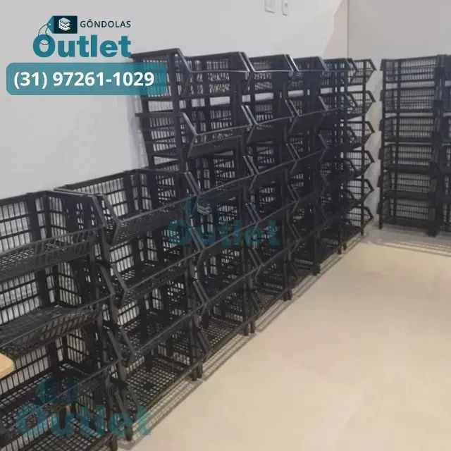 Cesto plastico empilhavel preto a pronta entrega