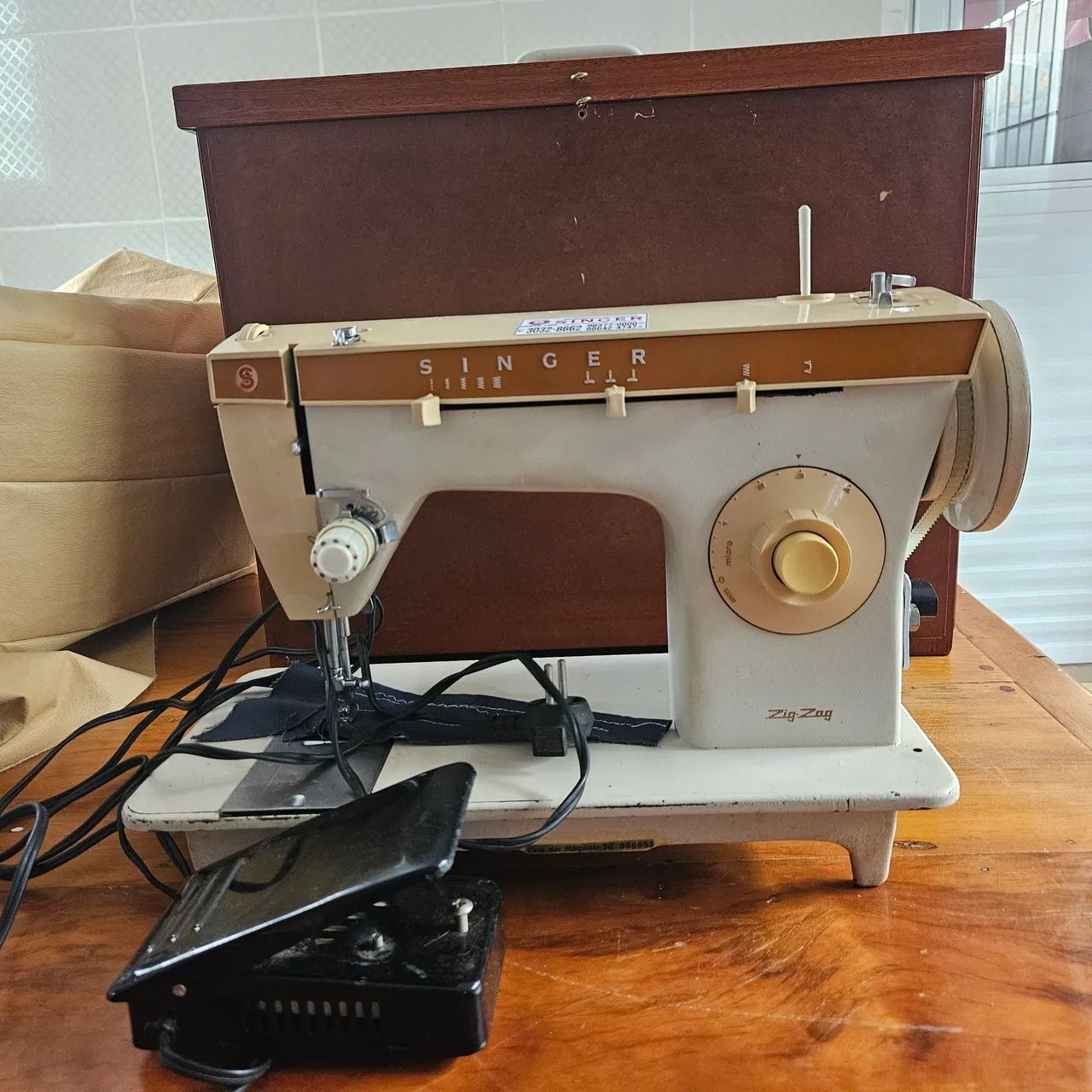 Máquina de Costura Singer -  Antiga
