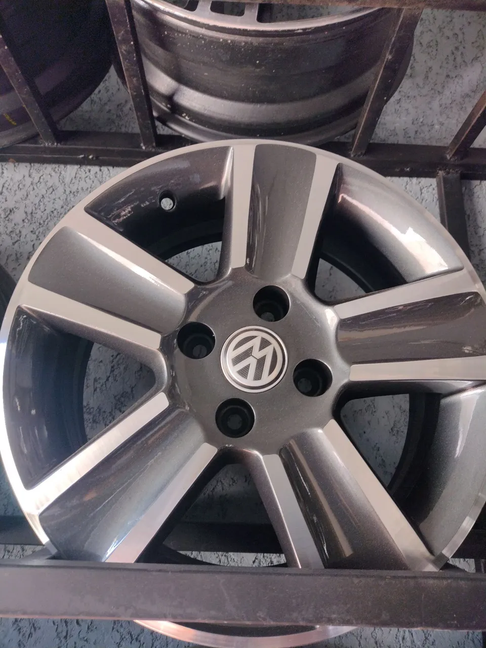 Rodas aro 15 Volkswagen jogo serve em