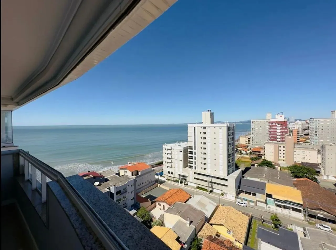 AAPARTAMENTO COBERTURA COM VISTA MAR NA PRAIA DO GRAVATÁ - NAVEGANTES