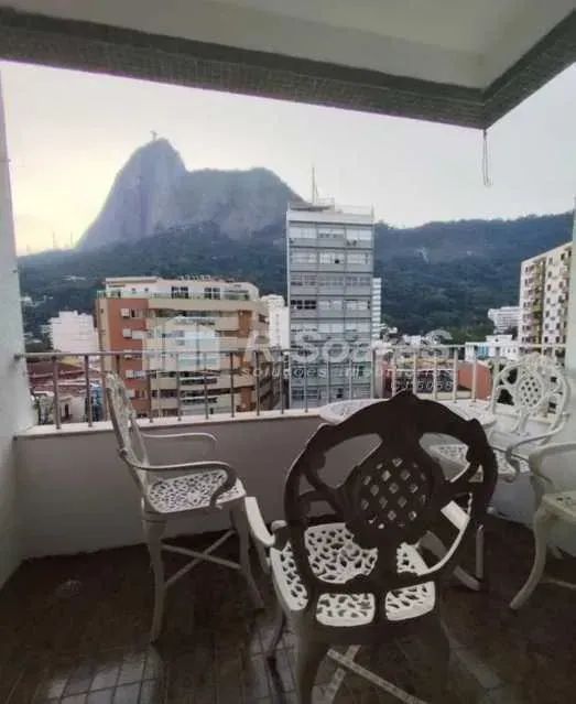 Apartamento : / Residencial / Humaitá