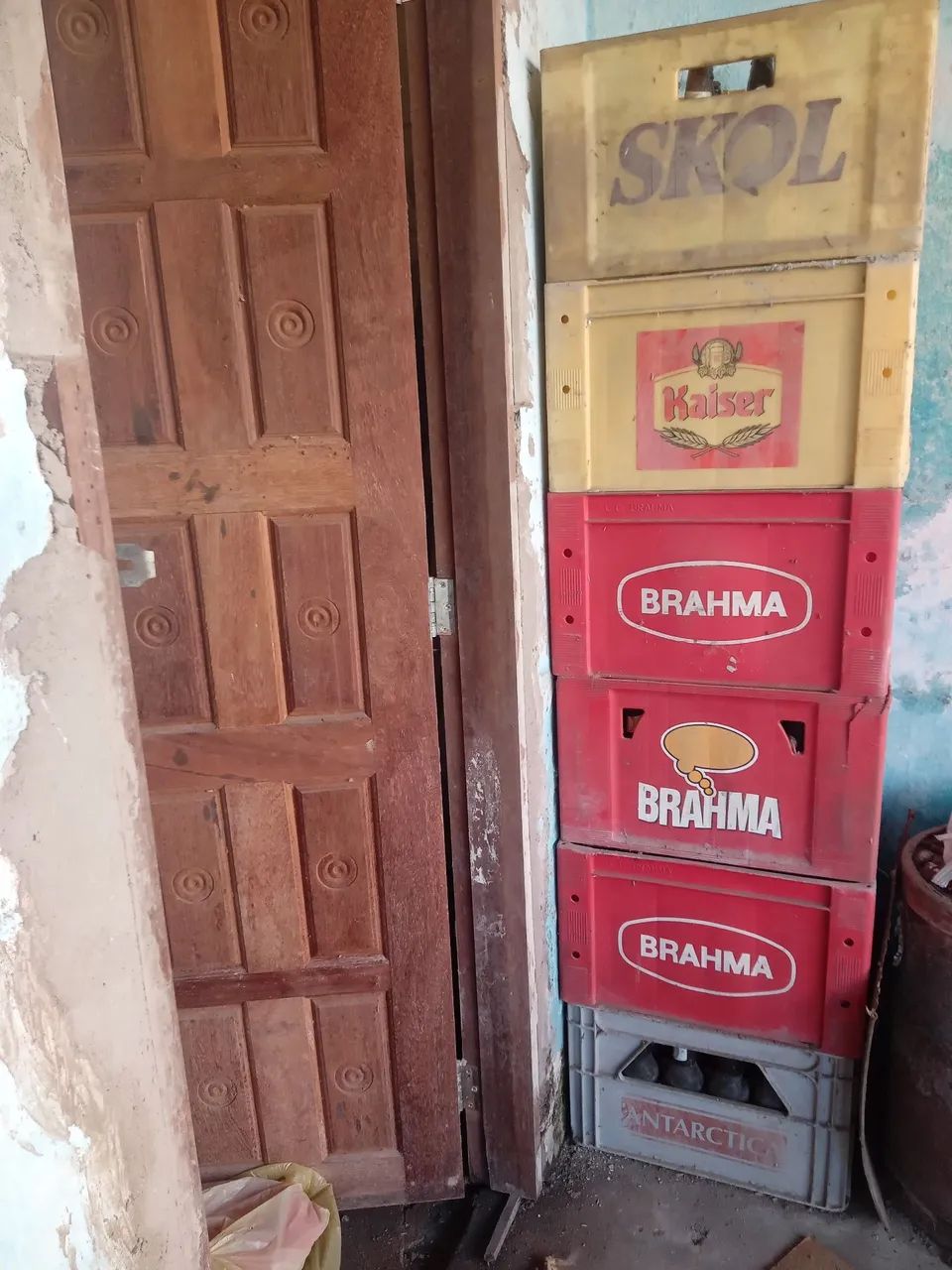 Vendo Caixa de garrafas de vidro para comércio.  - Foto 4