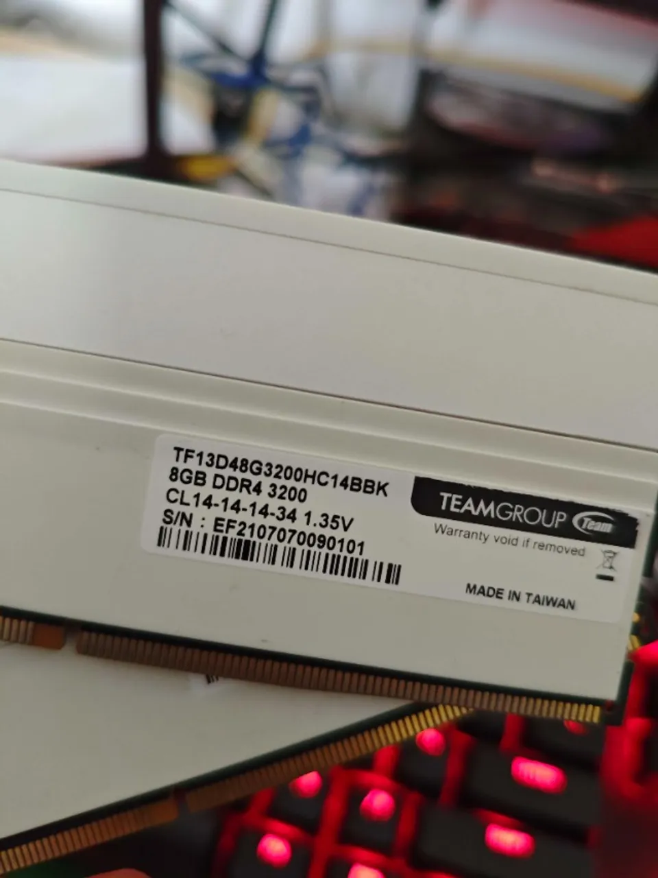 KIT Memoria DDR4 2x8 3200Mhz T-Force Branca 14-14-14-34