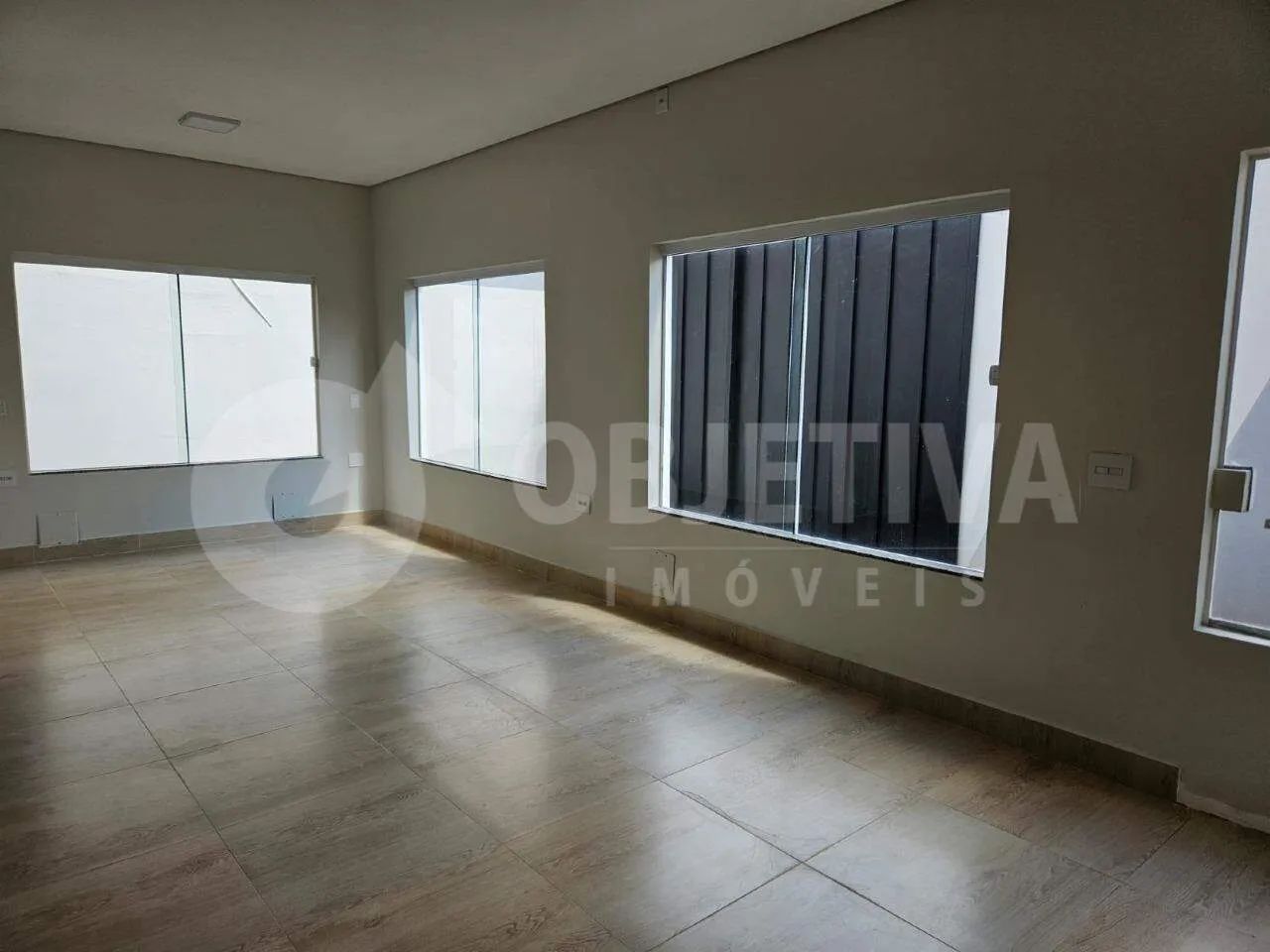 Loja para aluguel, 2 vagas, SARAIVA - UBERLANDIA/MG - Foto 3