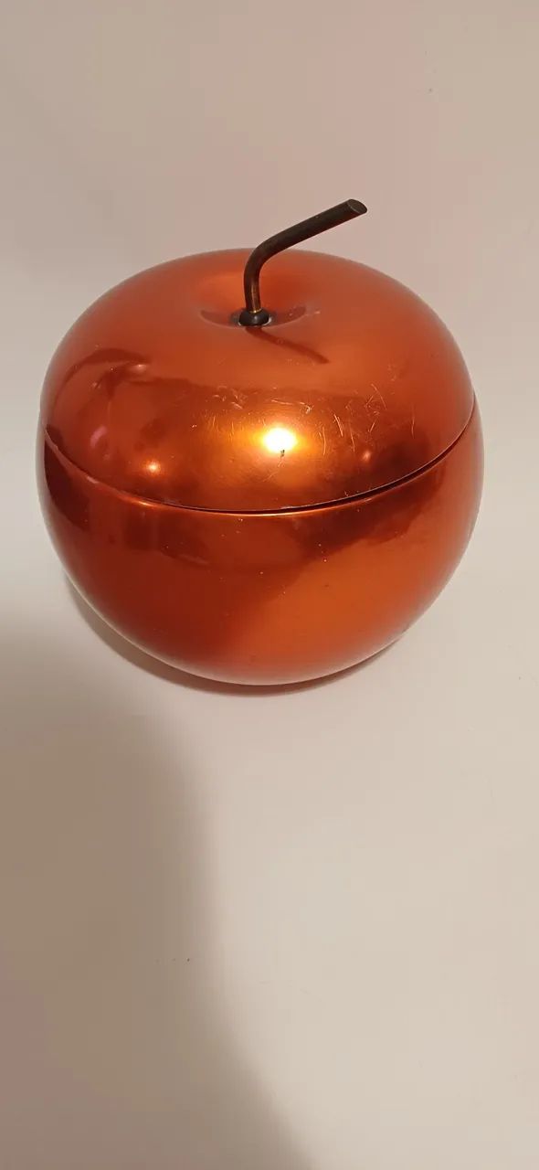 BALDE DE GÊLO FORMATO DE MAÇÃ GELEIRA ANOS 60 RARA LINDA!