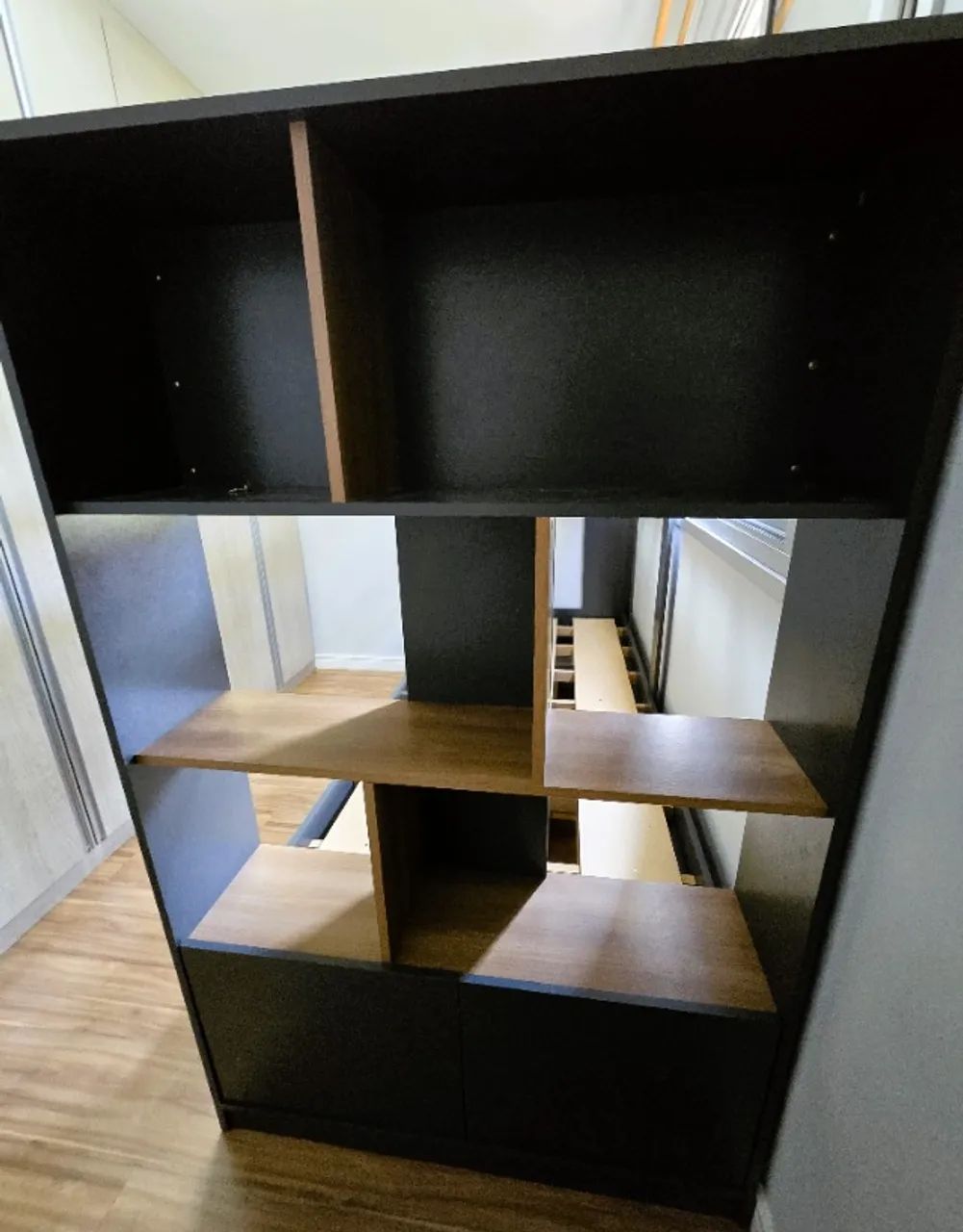 Treliche com Estante 2 Portas e 6 Nichos - SemiNova, Espaço e Organização em um só móvel! - Foto 4