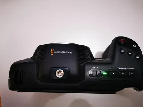 Câmera Black mágico pocket 4k
