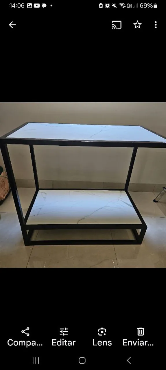 Mesa de centro com design moderno