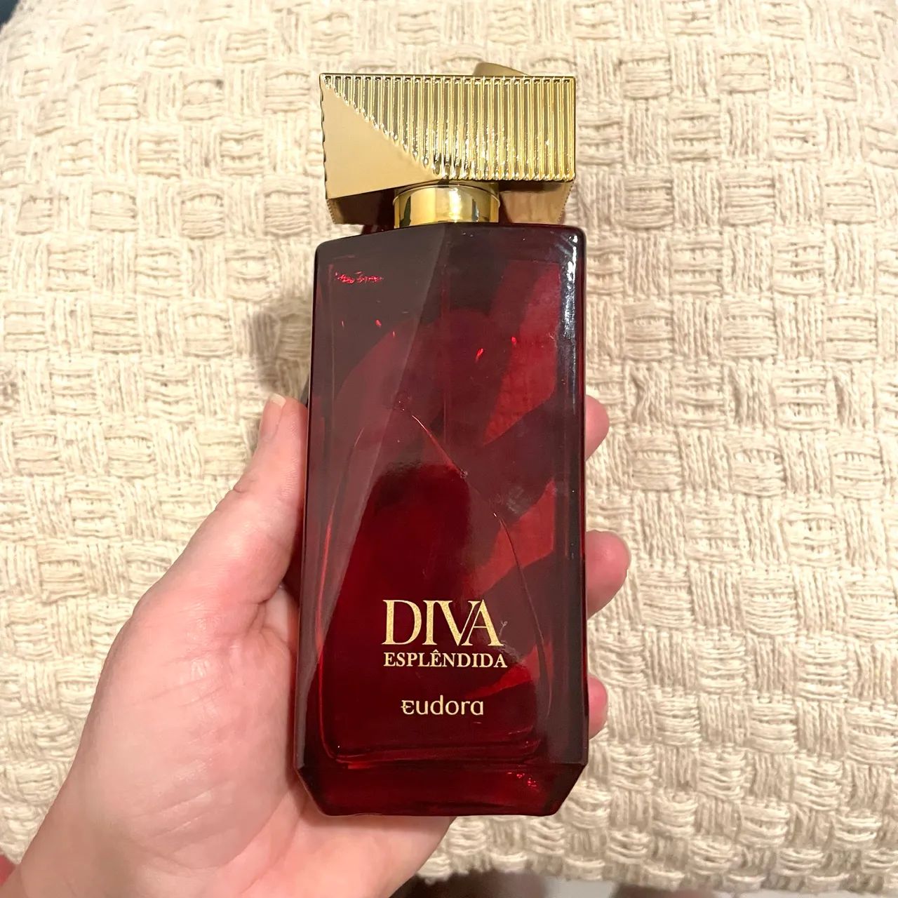 Perfume eudora Diva esplêndida experimentado 