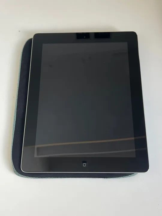 iPad 16GB Preto - Usado em Excelente Estado